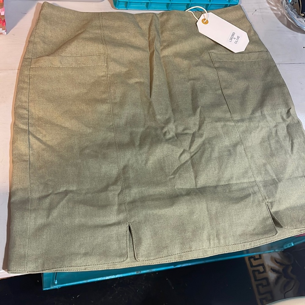 Green skirt
